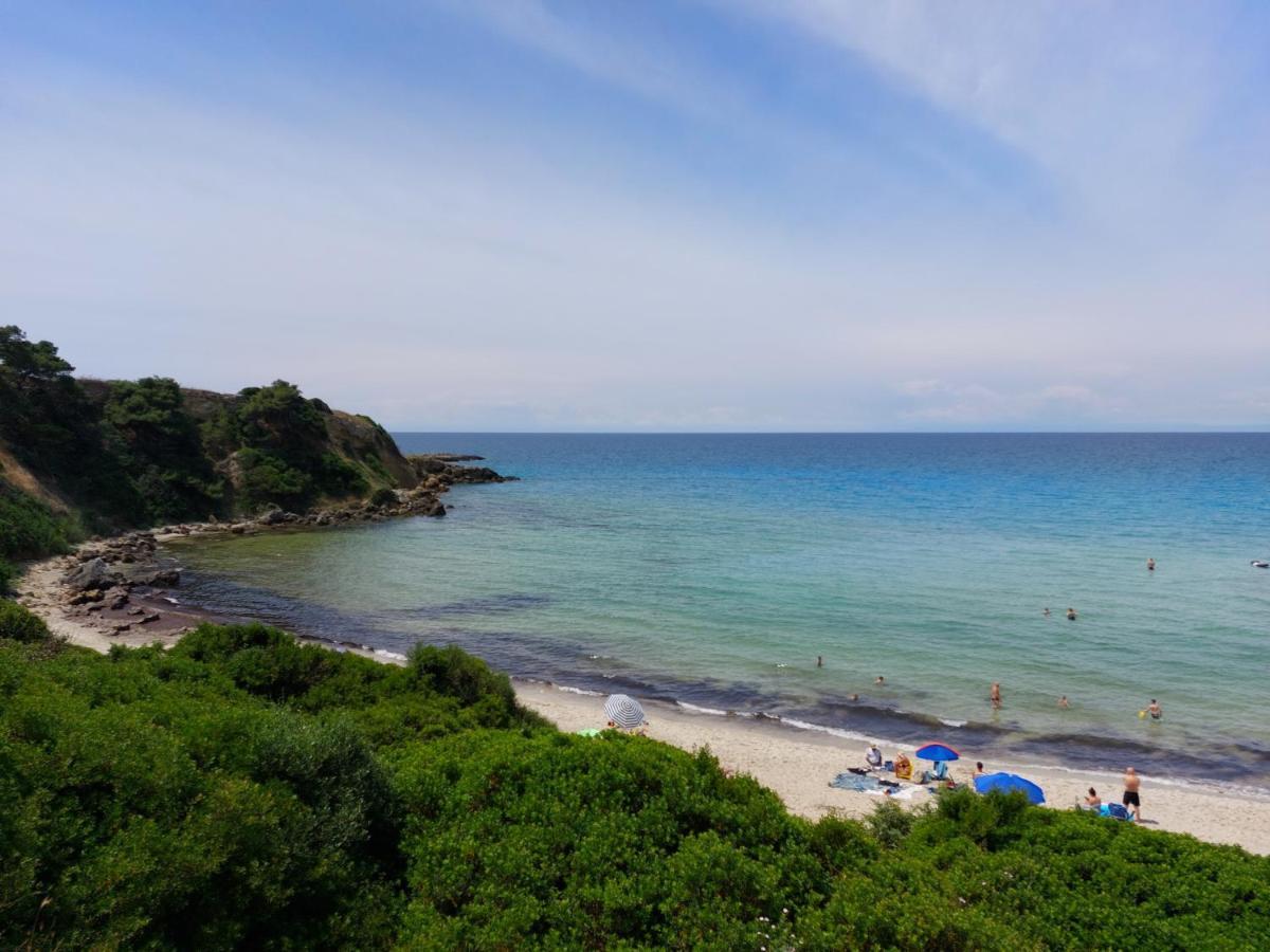 Jonia Appartamento Vacanze Vicino Al Mare Con Giardino Pulsano Luaran gambar